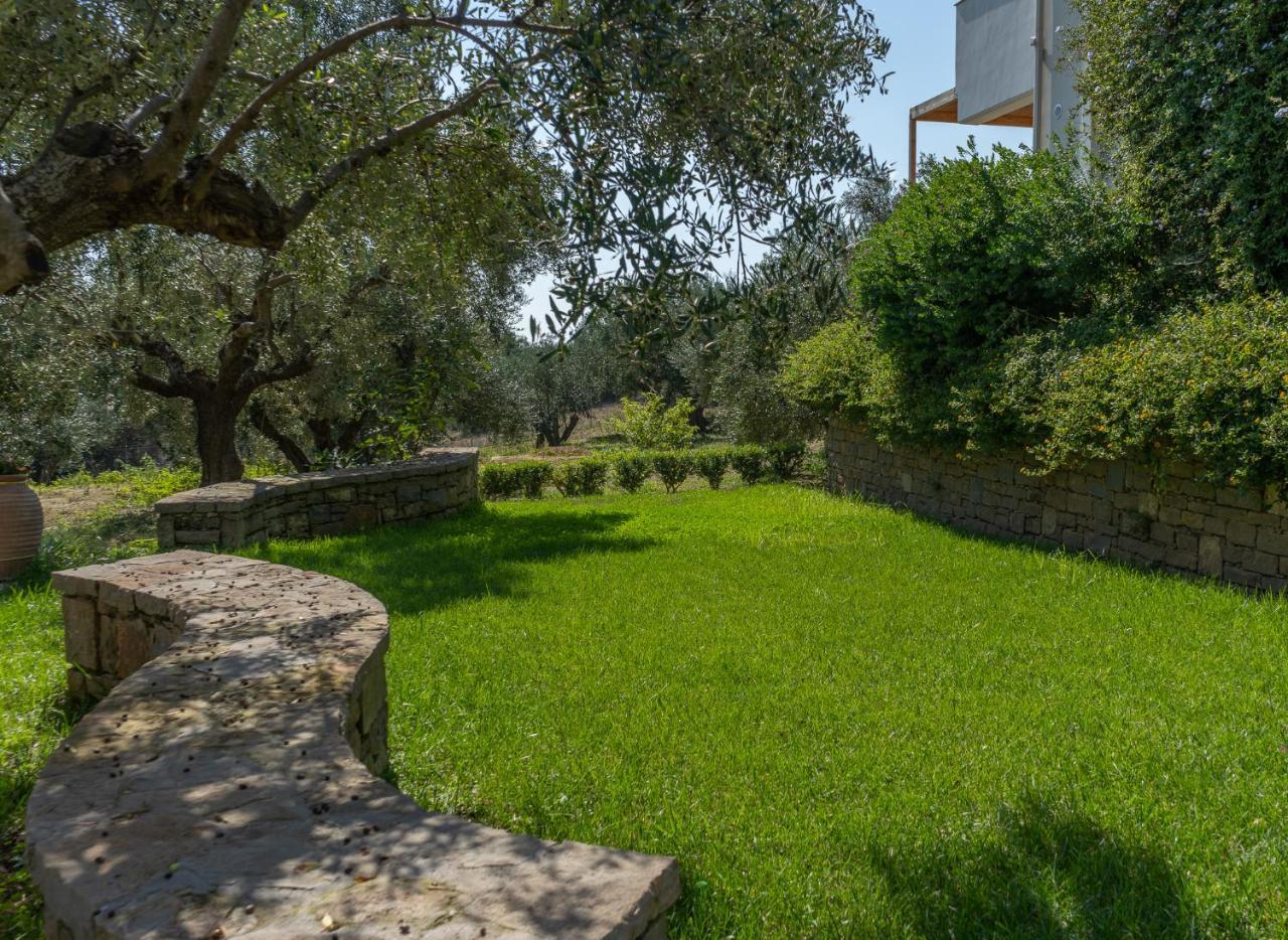 Abelia Luxurious Villas Finikounta Exterior foto